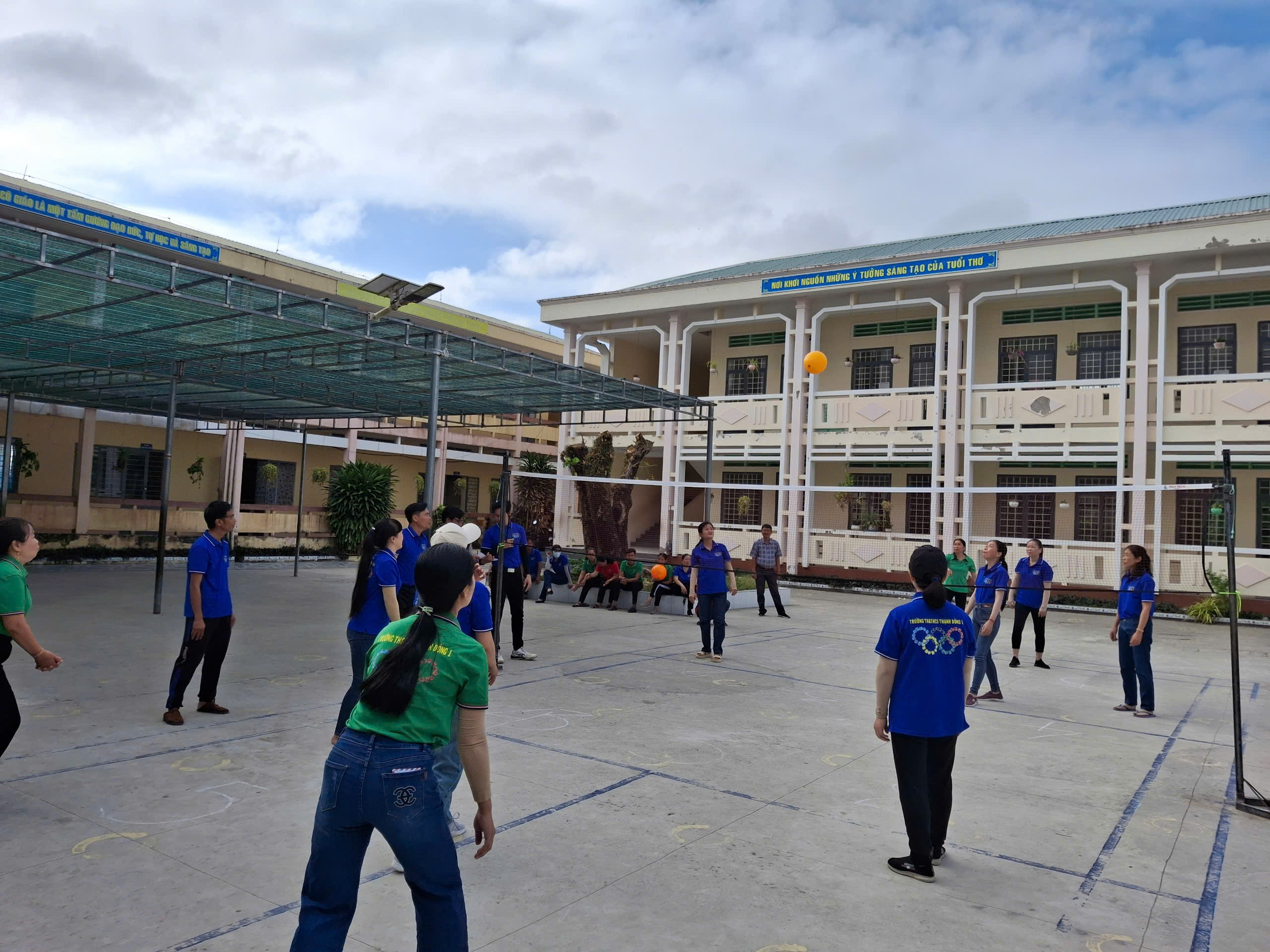 z6386654431501_3155df166074f351bc92be246955c73a