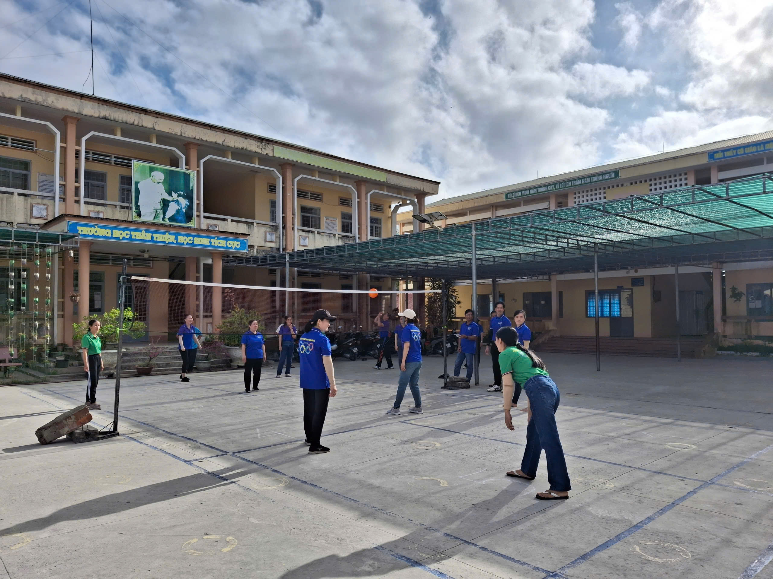 z6386654437328_b51234cf0e3e996a1dac840ee5ef389a