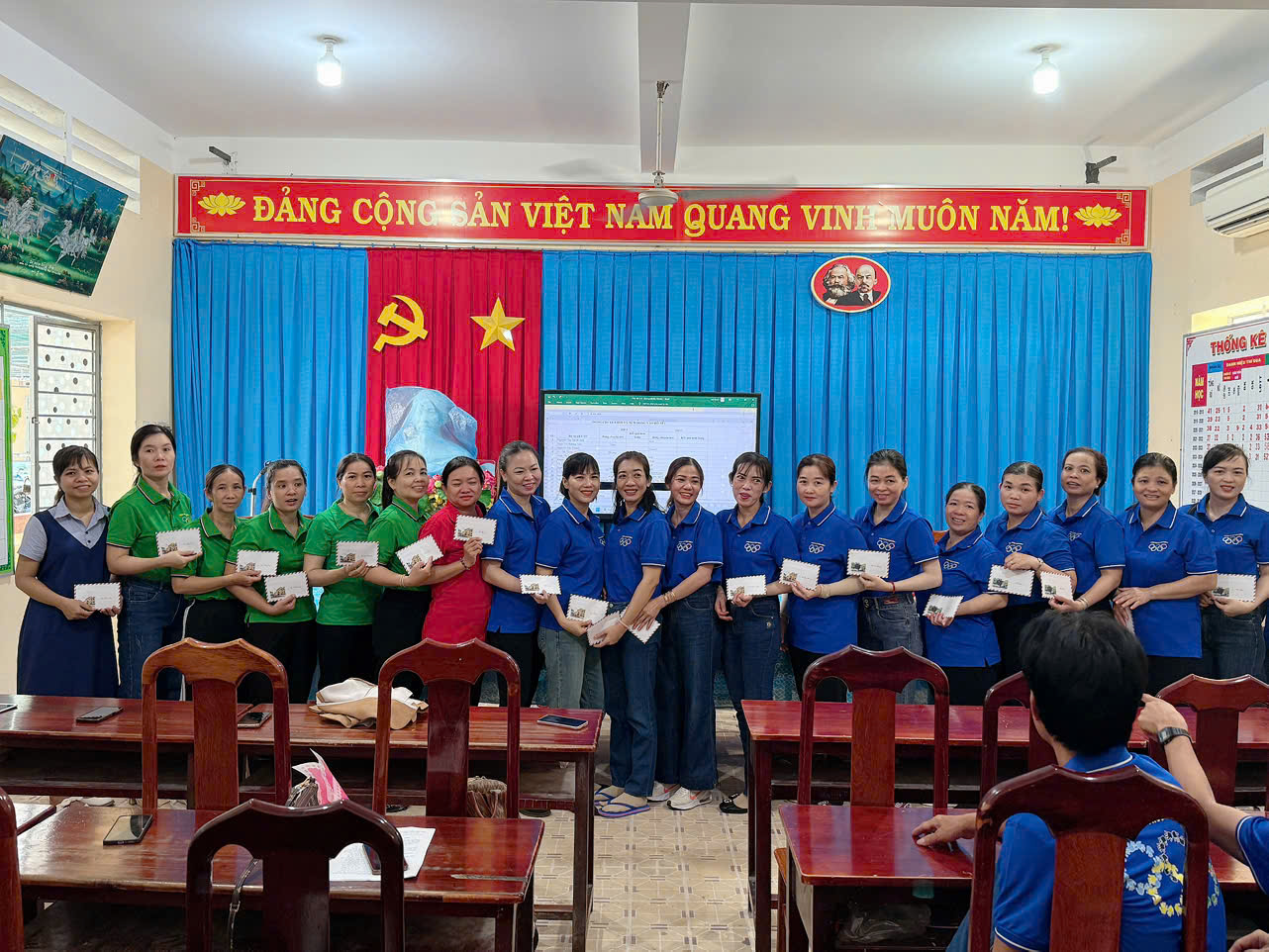 z6387406650144_917e1fbc8712aeac0382400c5dadff72